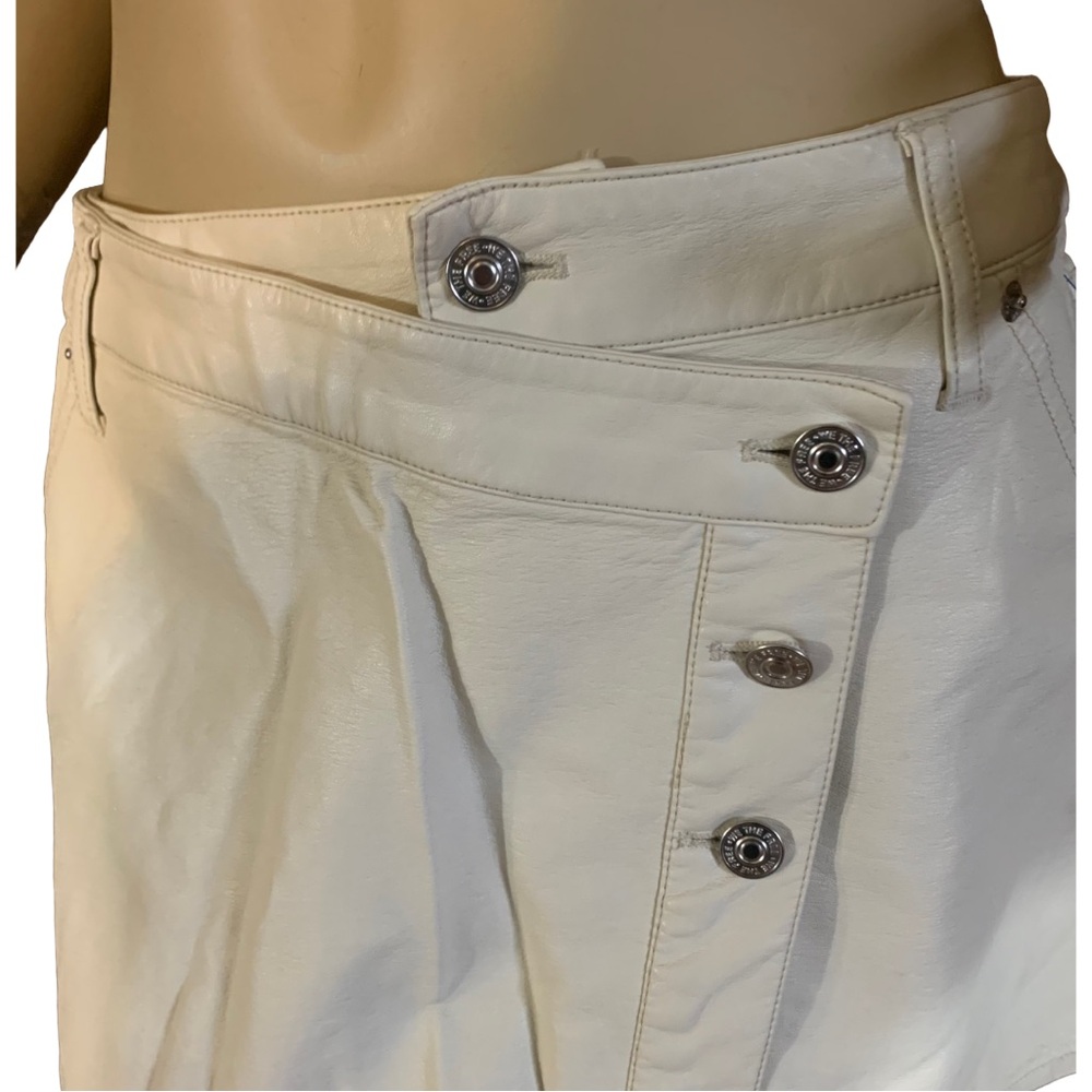 WE THE FREE "WYNNE" FREE PEOPLE FAUX LEATHER BONE CREAM MINI SKIRT (29/M) - Picture 6 of 12